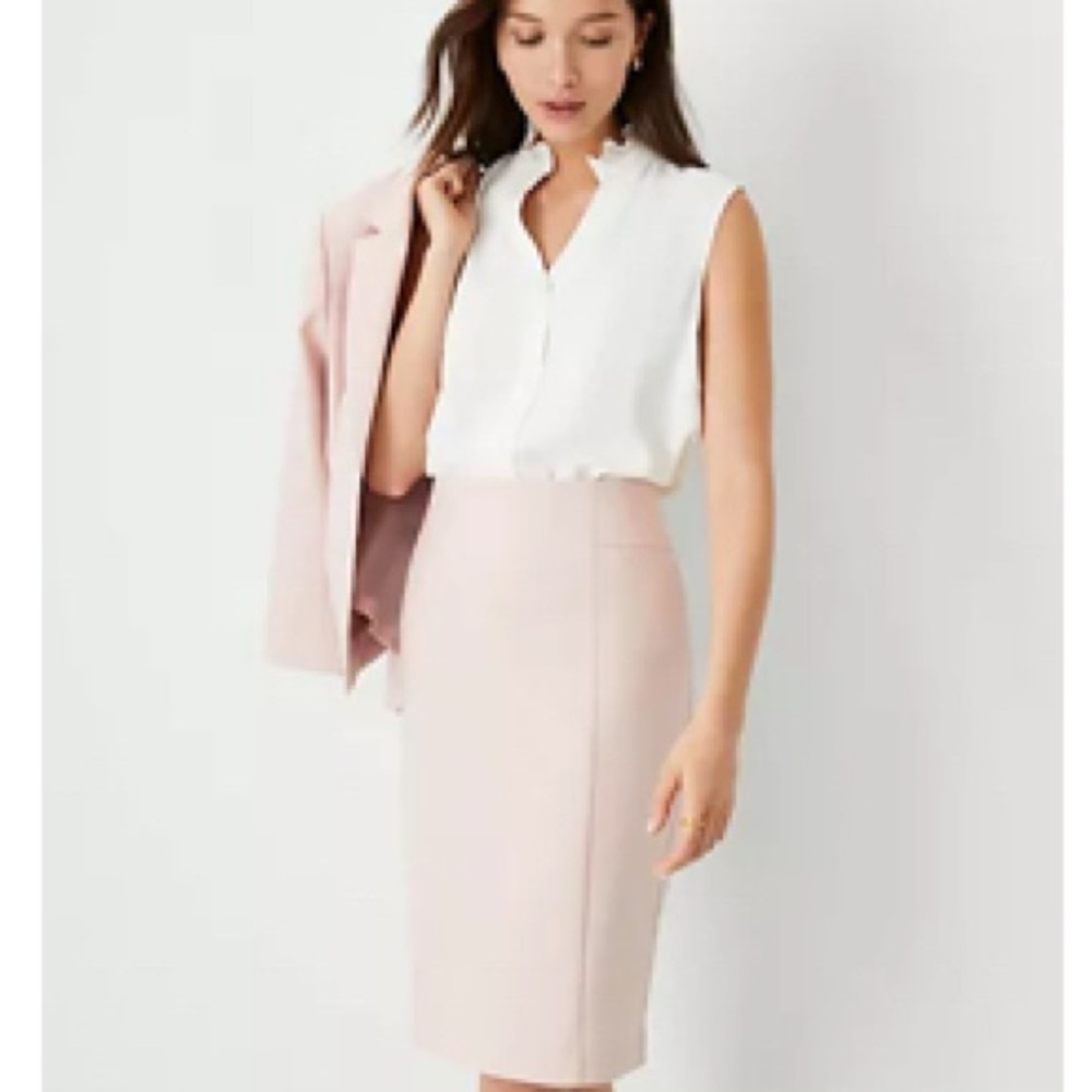 Chic Pink Knee-Length Pencil Skirt for Work